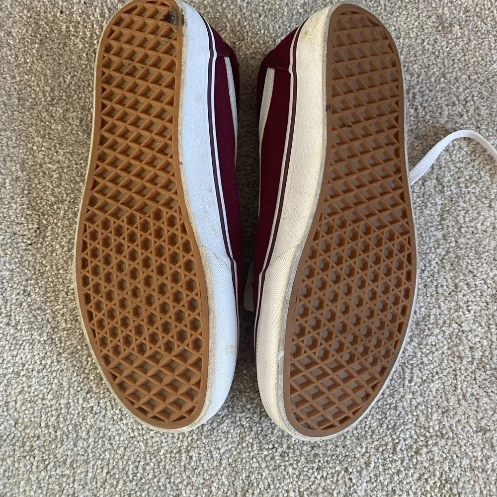Vans Old Skool Maroon Sneakers with White Laces - Picture 4 of 6